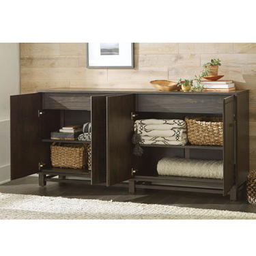 Portman Entertainment Console