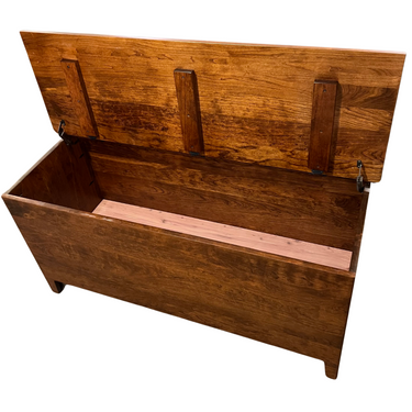Jamestown Square Blanket Chest