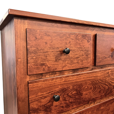 Jamestown Square Chest